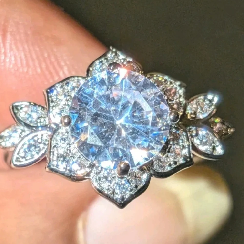 High Quality Flower/Leaf Real Moissanite Engagement Ring 925 Sterling Silver Sz6